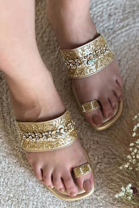 Phenominaal Gold Cutdana Kohla Embellished Sandals 