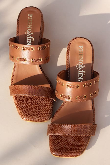 PHENOMINAAL Everyday Dual Strap Heels 