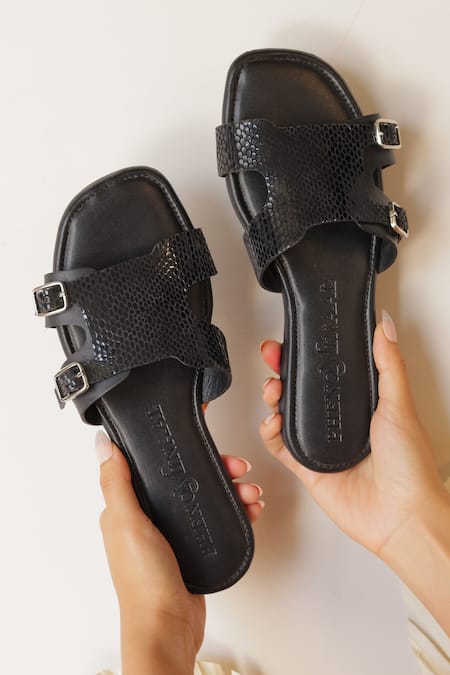 Buy_PHENOMINAAL_Black Onyx Handcrafted Flats _Online_at_Aza_Fashions