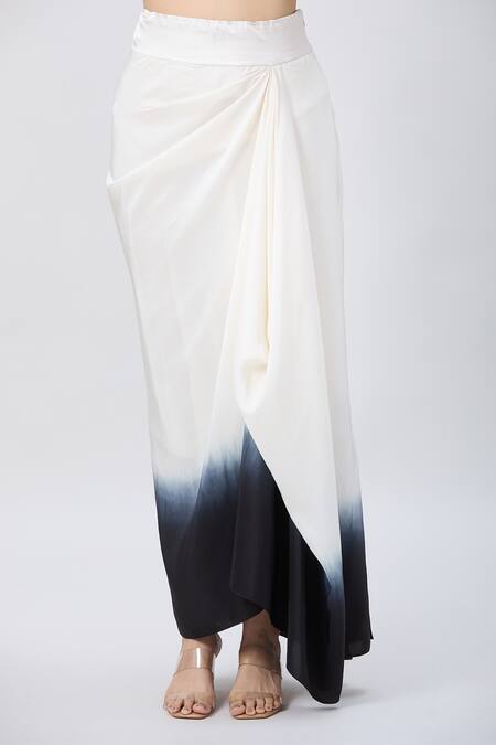 Shop_Minaxi Dadoo_Green Silk Sequins V-neck Embellished Cape And Shaded Draped Skirt Set 