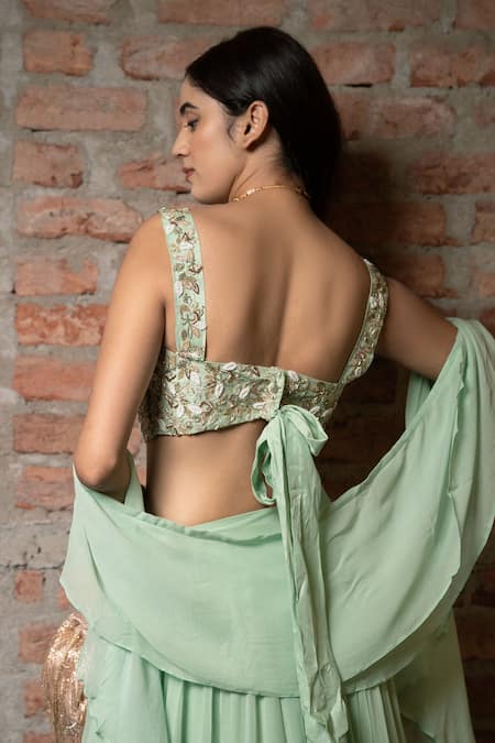 Pooja Kankariya Green Silk, Georgette Beads, Zari, Pearls Sweetheart Pleated Tiered Lehenga Set Online at Aza Fashions Pooja Kankariya_Green Silk, Georgette Beads, Zari, Pearls Sweetheart Pleated Tiered Lehenga Set _Online_at_Aza_Fashions