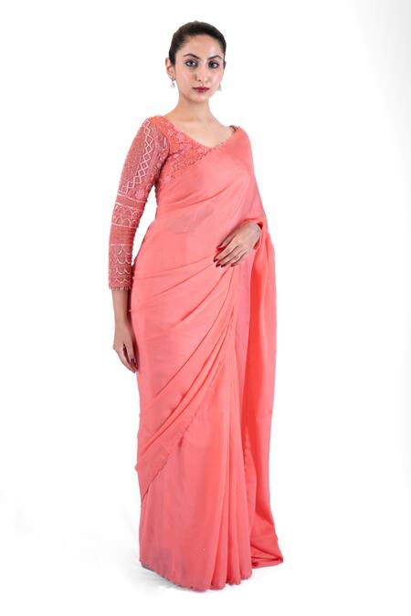Pooja Kankariya_Peach Chiffon, Tulle Embroidery Round Neck Scallop Border Saree Set _Online_at_Aza_Fashions