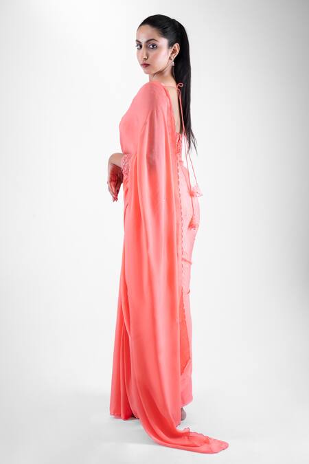Shop_Pooja Kankariya_Peach Chiffon, Tulle Embroidery Round Neck Scallop Border Saree Set _Online_at_Aza_Fashions