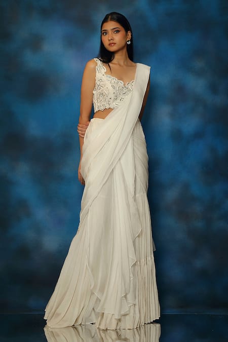 Pooja Kankariya Bay Salt Pleated Pre Draped Saree Set 