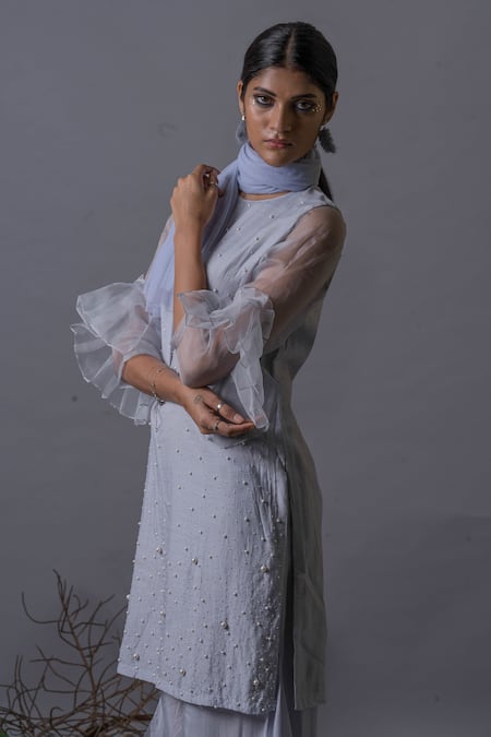 Buy_Pooja Kankariya_Blue Modal Silk Embroidery Pearl Round Neck Meadow Embellished Kurta Set _Online_at_Aza_Fashions