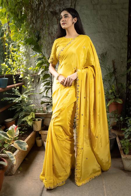 Buy_Pooja Kankariya_Yellow Silk, Crepe Sequins, Zari Round Neck Zardozi Embroidered Saree Set _Online_at_Aza_Fashions