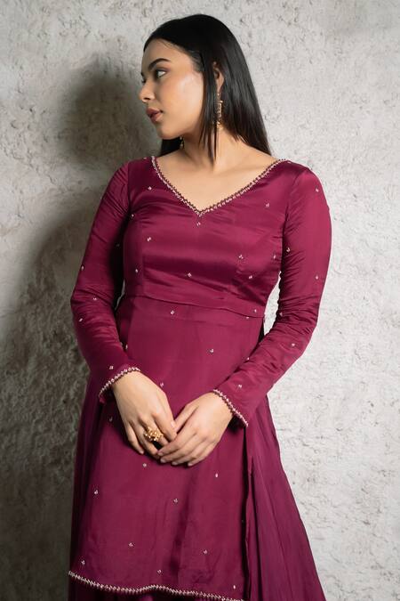 Buy Pooja Kankariya Purple Chiffon, Silk Organza Beads, Pearls V-neck Embellished Kurta Set Online at Aza Fashions Buy_Pooja Kankariya_Purple Chiffon, Silk Organza Beads, Pearls V-neck Embellished Kurta Set _Online_at_Aza_Fashions