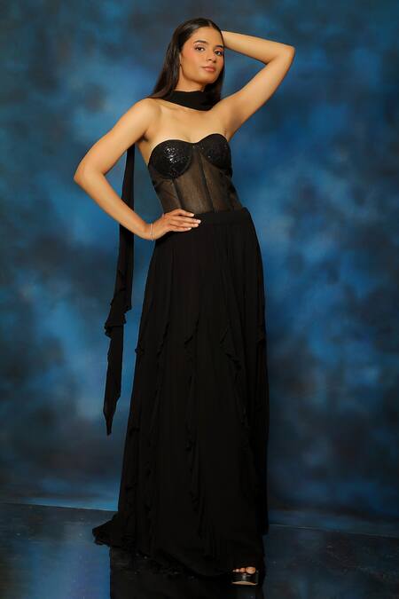 Buy Pooja Kankariya Black Tulle, Georgette Sequins Sweetheart Neck Corset Lehenga Set Online at Aza Fashions Buy_Pooja Kankariya_Black Tulle, Georgette Sequins Sweetheart Neck Corset Lehenga Set _Online_at_Aza_Fashions