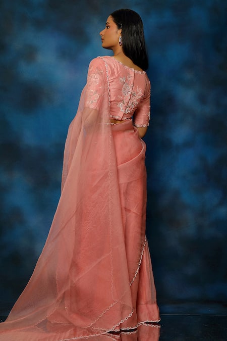 Pooja Kankariya Scallop Border Embellished Saree With Blouse 