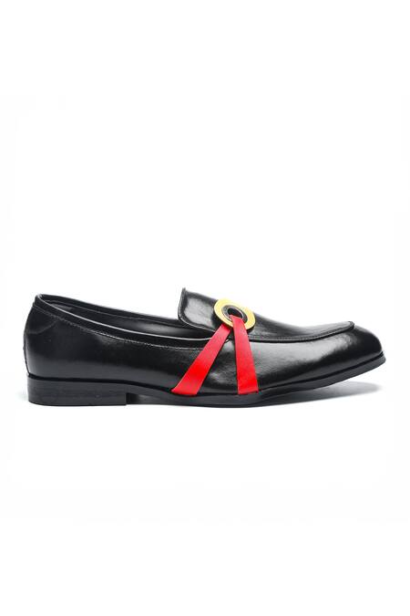 Nidhi Bhandari_Black Colourblock Strap Moccasins _Online_at_Aza_Fashions
