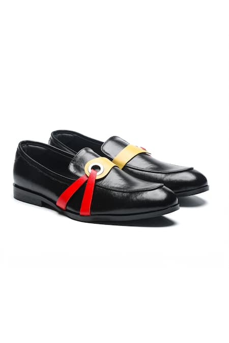 NIDHI BHANDARI Colourblock Strap Moccasins 