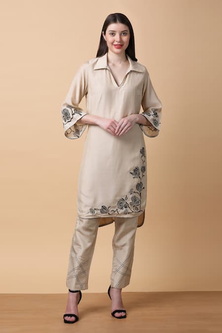 Manish Nagdeo Floral Embroidered Kurta With Pant 