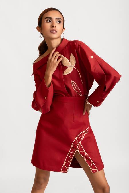 Buy_Rivi_Red Hemp, Cotton Embroidery Asymmetric Moon Light Meadow Hand Shirt With Skirt _Online_at_Aza_Fashions