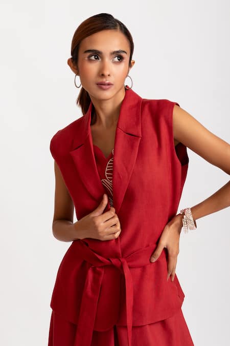 Buy_Rivi_Red Hemp Beads Sweetheart Neck Spotlight Stealer Blazer Pant Set _Online_at_Aza_Fashions