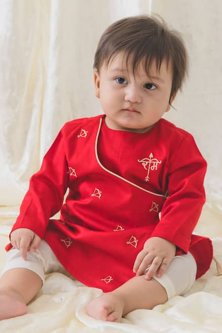 Tiber Taber Red Cotton Embroidery Jai Shri Ram Kurta And Pyjama Set 