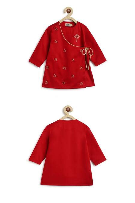 Shop Tiber Taber Red Cotton Embroidery Jai Shri Ram Kurta And Pyjama Set Online at Aza Fashions Shop_Tiber Taber_Red Cotton Embroidery Jai Shri Ram Kurta And Pyjama Set _Online_at_Aza_Fashions