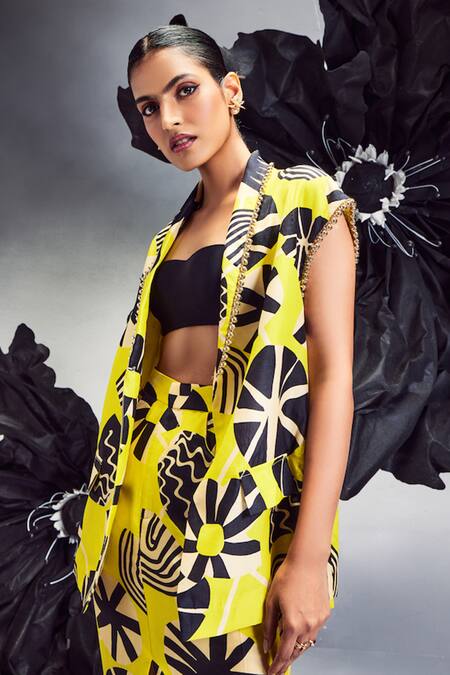 Shop Maison Blu Yellow Silk Beads Geometric Flora Print Blazer With Skirt Set Online at Aza Fashions Shop_Maison Blu_Yellow Silk Beads Geometric Flora Print Blazer With Skirt Set _Online_at_Aza_Fashions