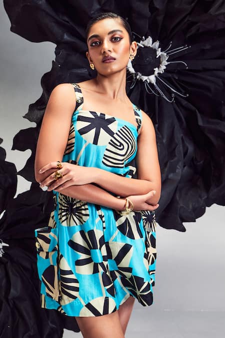 Shop Maison Blu Blue Silk Collared Abstract Geometric Print Cargo Jumpsuit With Jacket Online at Aza Fashions Shop_Maison Blu_Blue Silk Collared Abstract Geometric Print Cargo Jumpsuit With Jacket _Online_at_Aza_Fashions