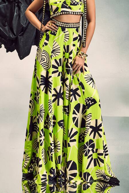 Maison Blu Green Crepe Studs Sweetheart Neck Metal Studded Bustier With Sharara Online at Aza Fashions Maison Blu_Green Crepe Studs Sweetheart Neck Metal Studded Bustier With Sharara _Online_at_Aza_Fashions