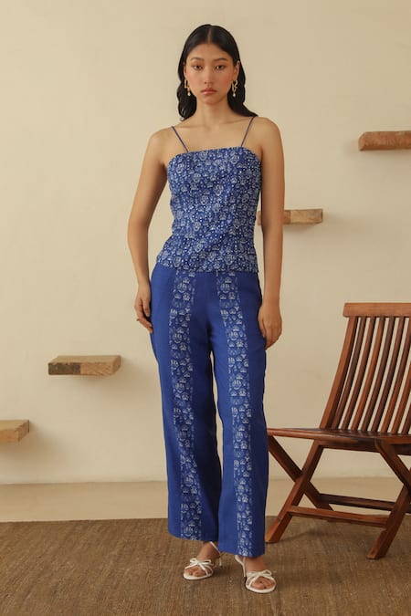 Muvazo Mayur Chitra Shirt Pant Set 