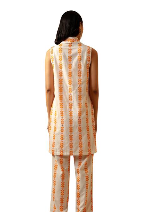 Muvazo_Orange Cotton Moss Jacquard Hand Embroidered Mirror Amber Sheesha Luxe Shrug _at_Aza_Fashions