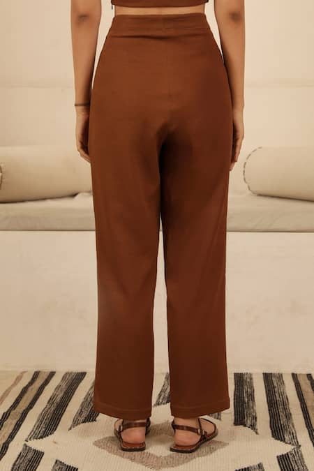 Shop Muvazo Brown Crepe Pleated Pant Online at Aza Fashions Shop_Muvazo_Brown Crepe Pleated Pant _Online_at_Aza_Fashions
