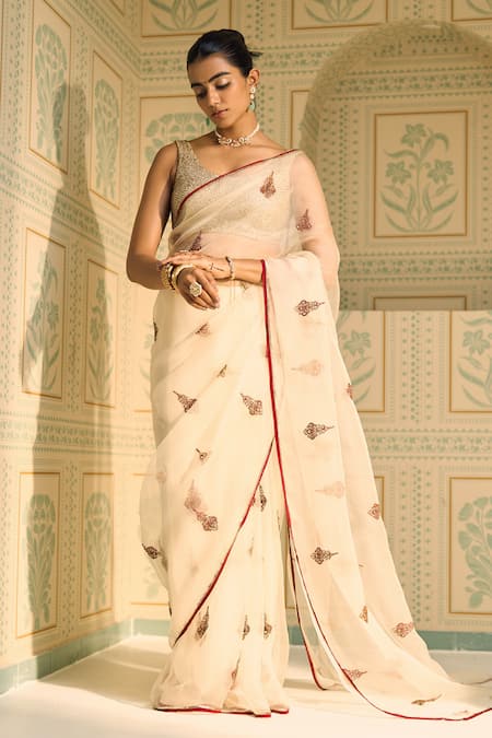 Shop Sarang Kaur White Organza, Silk, Satin Beads, Chavi Saree With Unstitched Blouse Piece at Aza Fashions Shop_Sarang Kaur_White Organza, Silk, Satin Beads, Chavi Saree With Unstitched Blouse Piece _at_Aza_Fashions