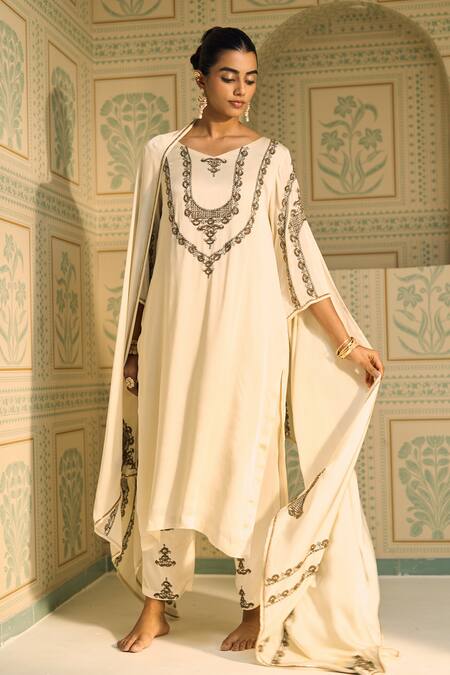 Buy Sarang Kaur White Satin, Georgette, Silk Sequins, Beads, Anya Yoke Kurta With Pant Buy_Sarang Kaur_White Satin, Georgette, Silk Sequins, Beads, Anya Yoke Kurta With Pant
