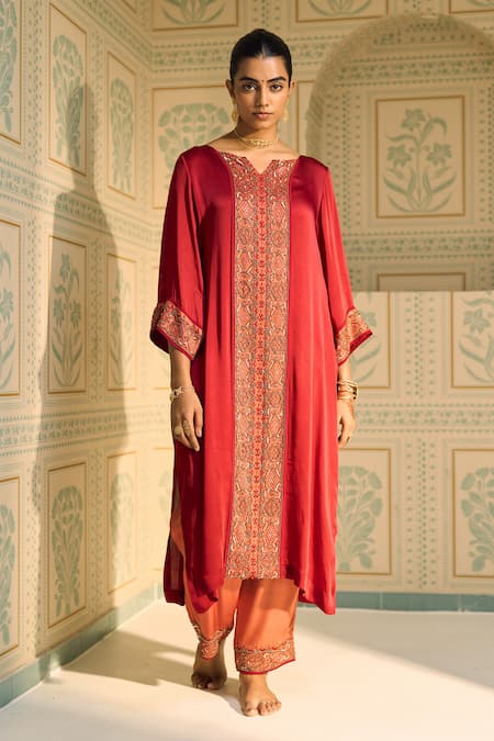 Sarang Kaur Red Kurta Satin Georgette Hand Embroidered Beads Notched Seerat With Pant 