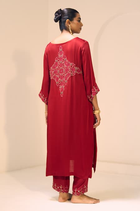 Shop Sarang Kaur Red Satin, Georgette, Silk Sequins, Beads, Embroidery Isha Kurta With Pant at Aza Fashions Shop_Sarang Kaur_Red Satin, Georgette, Silk Sequins, Beads, Embroidery Isha Kurta With Pant _at_Aza_Fashions
