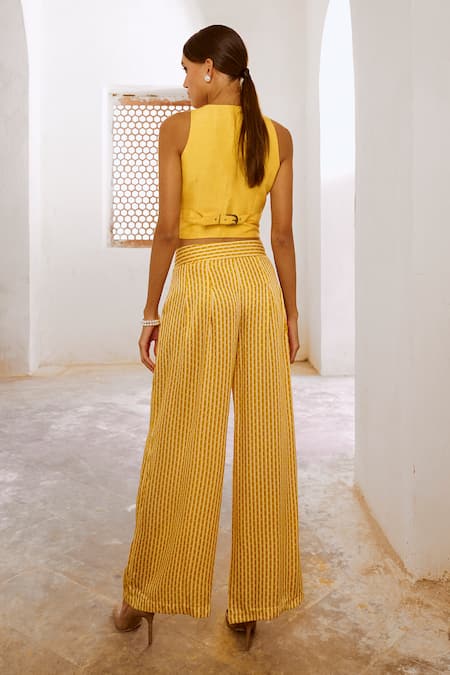 Pallavi Jaipur Yellow Silk Mirrors, Sequins Mirrorwork Embellished Ombre Koti With Flared Pant Online at Aza Fashions Pallavi Jaipur_Yellow Silk Mirrors, Sequins Mirrorwork Embellished Ombre Koti With Flared Pant _Online_at_Aza_Fashions