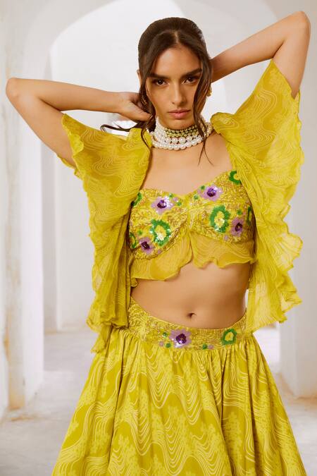 Buy_Pallavi Jaipur_Green Sweetheart Neck Floral Fantasy Print Ruffle Sleeve Blouse With Lehenga _Online_at_Aza_Fashions