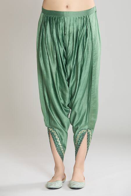 Siyona By Ankurita_Green Kurta And Salwar Pure Chanderi Silk Embroidered Sequin Pakistani Set _Online_at_Aza_Fashions