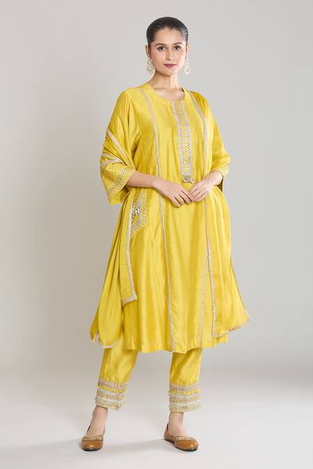 Buy Siyona By Ankurita Yellow Kurta And Pant Pure Chanderi Silk Embroidered Thread Round Set Online at Aza Fashions Buy_Siyona By Ankurita_Yellow Kurta And Pant Pure Chanderi Silk Embroidered Thread Round Set _Online_at_Aza_Fashions