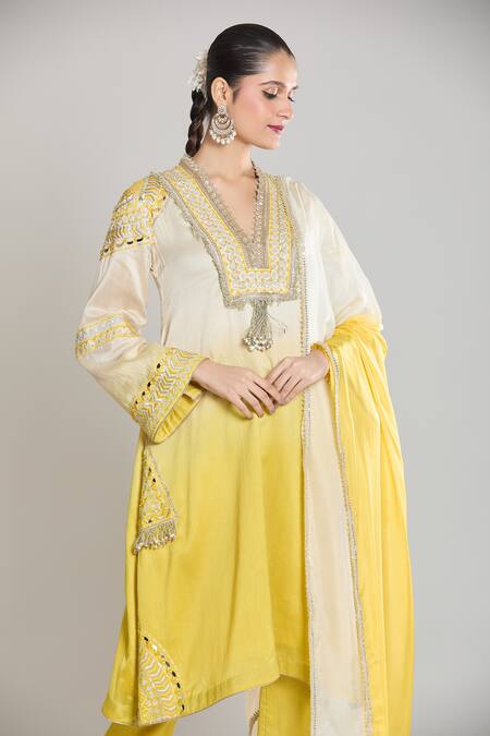 Buy Siyona By Ankurita Yellow Kurta And Pant Pure Chanderi Silk Embroidered Lace V Neck Set Online at Aza Fashions Buy_Siyona By Ankurita_Yellow Kurta And Pant Pure Chanderi Silk Embroidered Lace V Neck Set _Online_at_Aza_Fashions