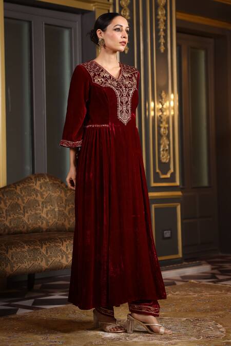Buy_K-Anshika_Maroon Velvet Embroidery Resham V Neck Kurta And Pant Set _Online_at_Aza_Fashions