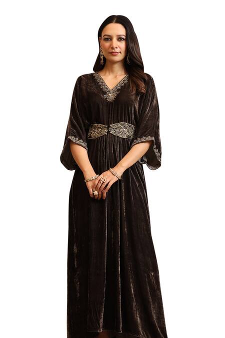 Buy K-Anshika Grey Velvet Embroidery Resham V Neck Neckline Kurta With Belt Online at Aza Fashions Buy_K-Anshika_Grey Velvet Embroidery Resham V Neck Neckline Kurta With Belt _Online_at_Aza_Fashions