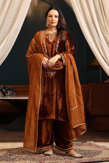 K-Anshika_Brown Velvet, Chiffon Embroidery, Sequins, Beads Split V-neck Paisley Kurta Set _at_Aza_Fashions