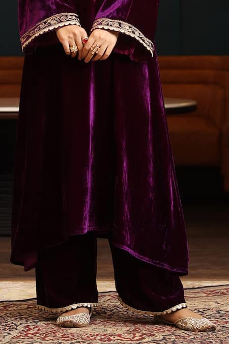 Shop_K-Anshika_Purple Velvet Sequins, Beads, Embroidery Split V-neck Kurta Pant Set _Online_at_Aza_Fashions