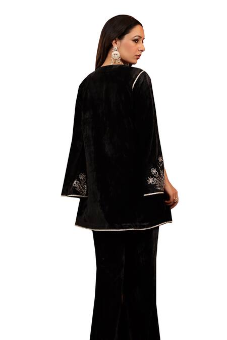 Buy_K-Anshika_Black Velvet Embroidery Round Neck Resham Kurta And Flared Pant Set 