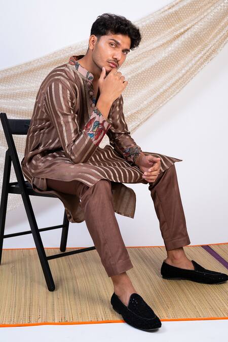 Aamra By Lavanya Brown Chanderi Silk Print Kalamkari Gulshan Bloom Striped Kurta With Pant at Aza Fashions Aamra By Lavanya_Brown Chanderi Silk Print Kalamkari Gulshan Bloom Striped Kurta With Pant _at_Aza_Fashions