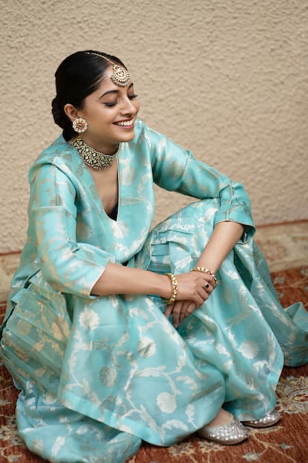 SOBARIKO_Green Silk Mirrors V-neck Mughal Bloom Woven Kurta Sharara Set _Online_at_Aza_Fashions