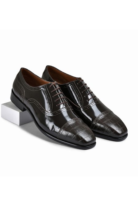 Wednesday Lifestyle Charles Textured Oxfords 