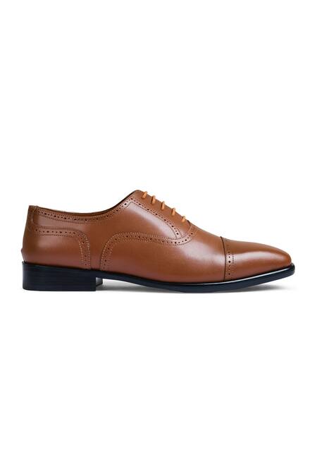 Wednesday Lifestyle_Brown Charles Leather Brogue Pattern Oxfords _Online_at_Aza_Fashions