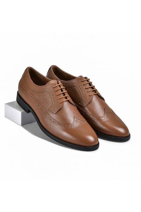 Wednesday Lifestyle Dominic Leather Derby Shoes 