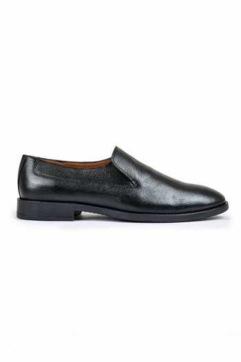 Wednesday Lifestyle_Black Nikola Milled Textured Loafers _Online_at_Aza_Fashions