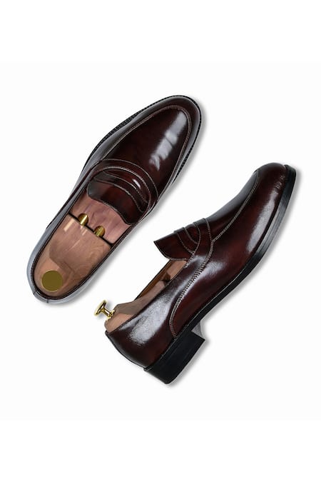 Shop_Wednesday Lifestyle_Maroon Plain Leather Slip-on Loafers _at_Aza_Fashions