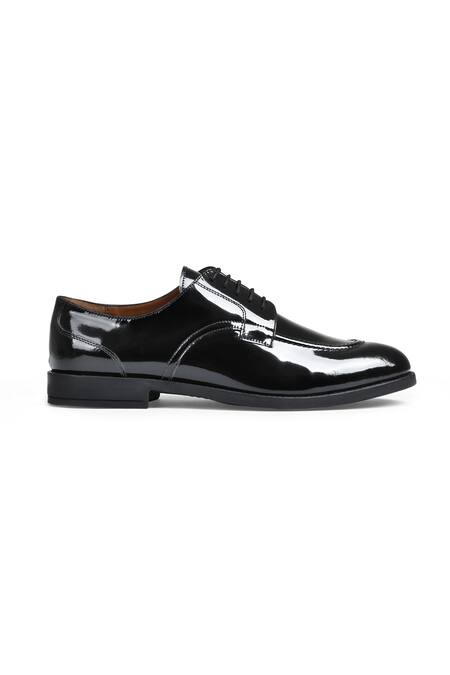 Wednesday Lifestyle_Black Glossy Patent Leather Derby Shoes _Online_at_Aza_Fashions