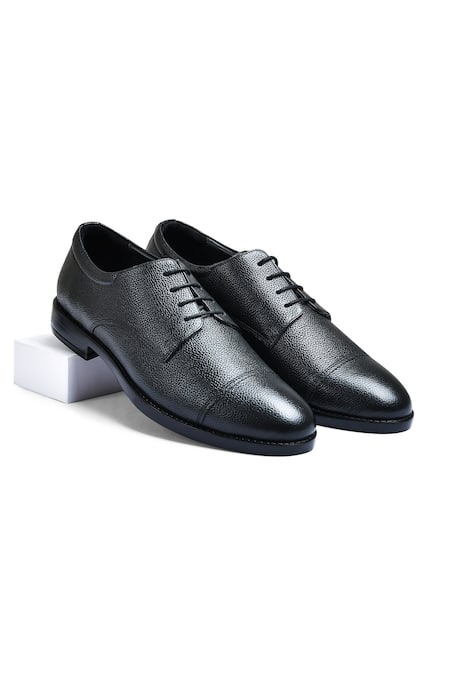 Wednesday Lifestyle Derby Wide 2 Textured Shoes 