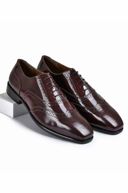 Wednesday Lifestyle Ethan Brogue Pattern Oxford Shoes 